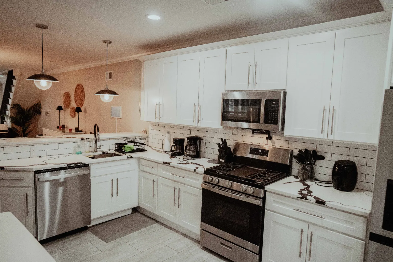 The Woodcrest House interior photo 3